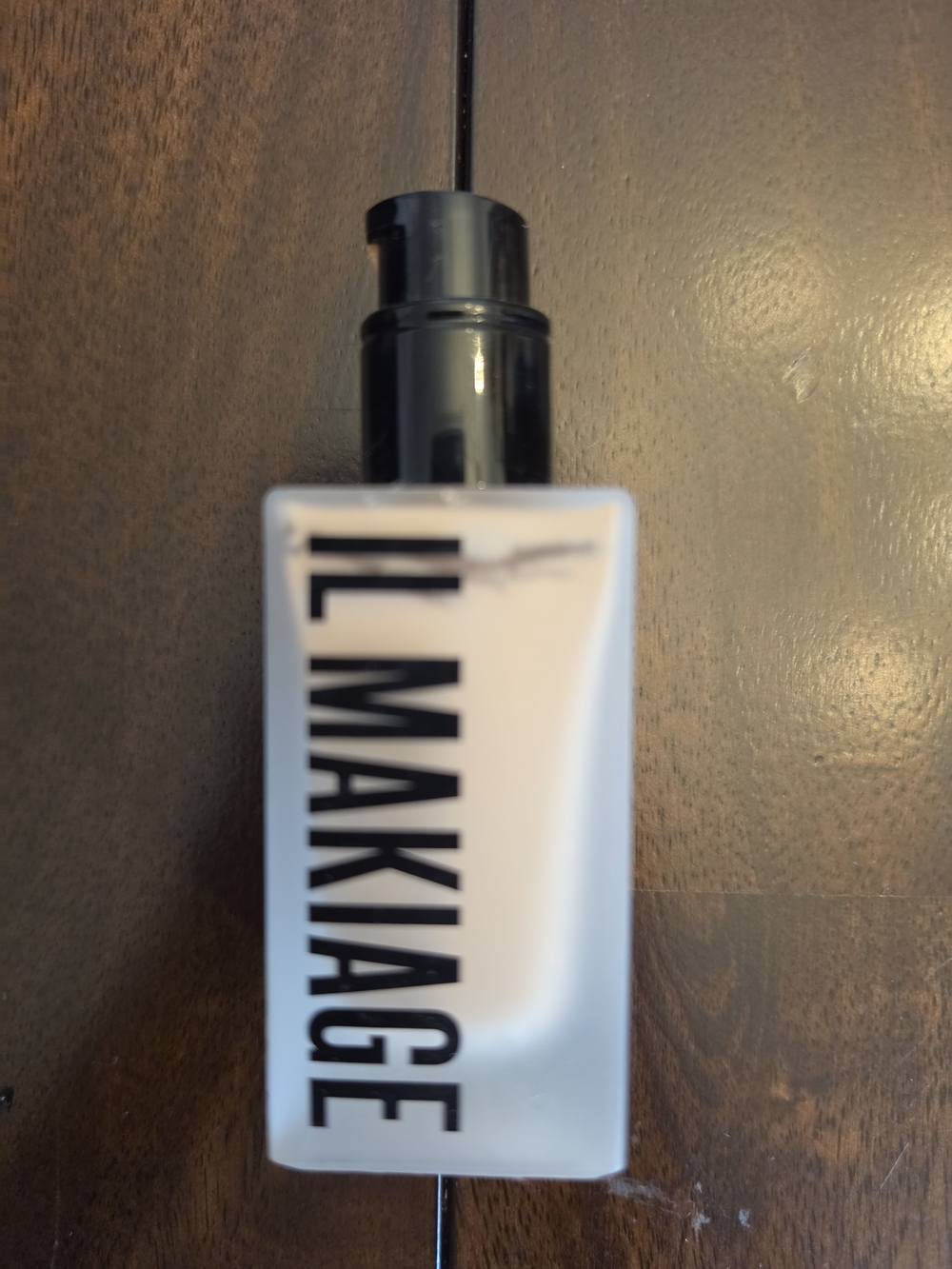 IL MAKIAGE Cream Liquid Foundation - Light Pink Bottle